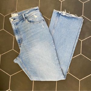 COPY - Abercrombie & Fitch The 70s Vintage Flare
Ultra High Rise.